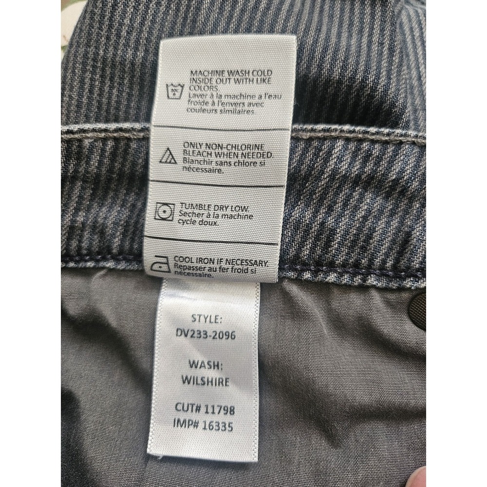 Vince Riley Skinny Pinstripe Jeans Wilshire Wash Quiet Luxury Urban Size 28 - Picture 7 of 10